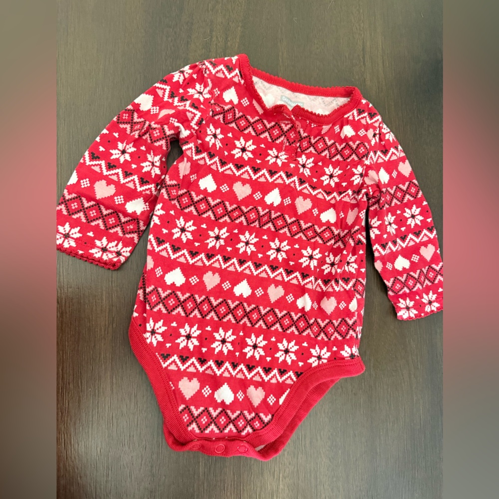 ❤️Garanimals Red and White Valentine’s Patterned Long Sleeve Bodysuit❤️